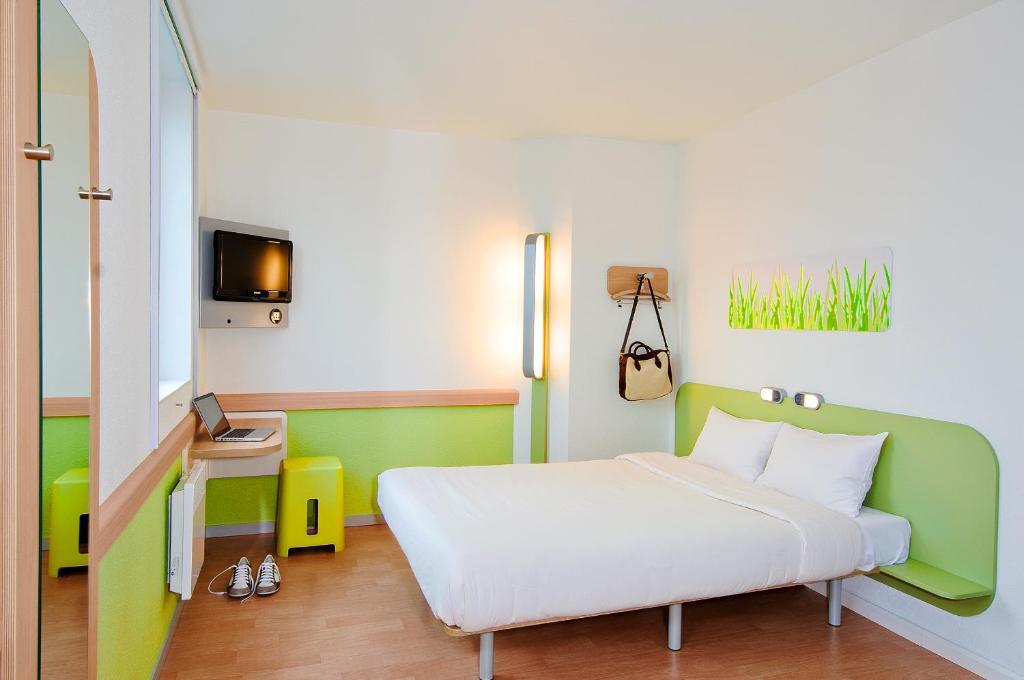 Ibis Budget Valenciennes Petite-Foret Phòng bức ảnh