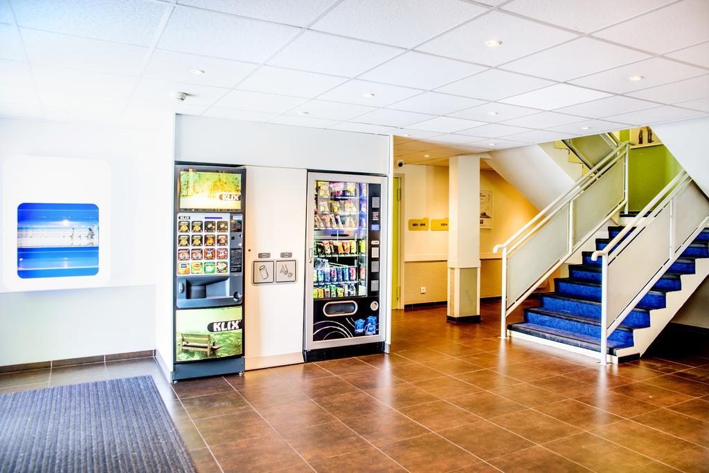 Ibis Budget Valenciennes Petite-Foret Ngoại thất bức ảnh